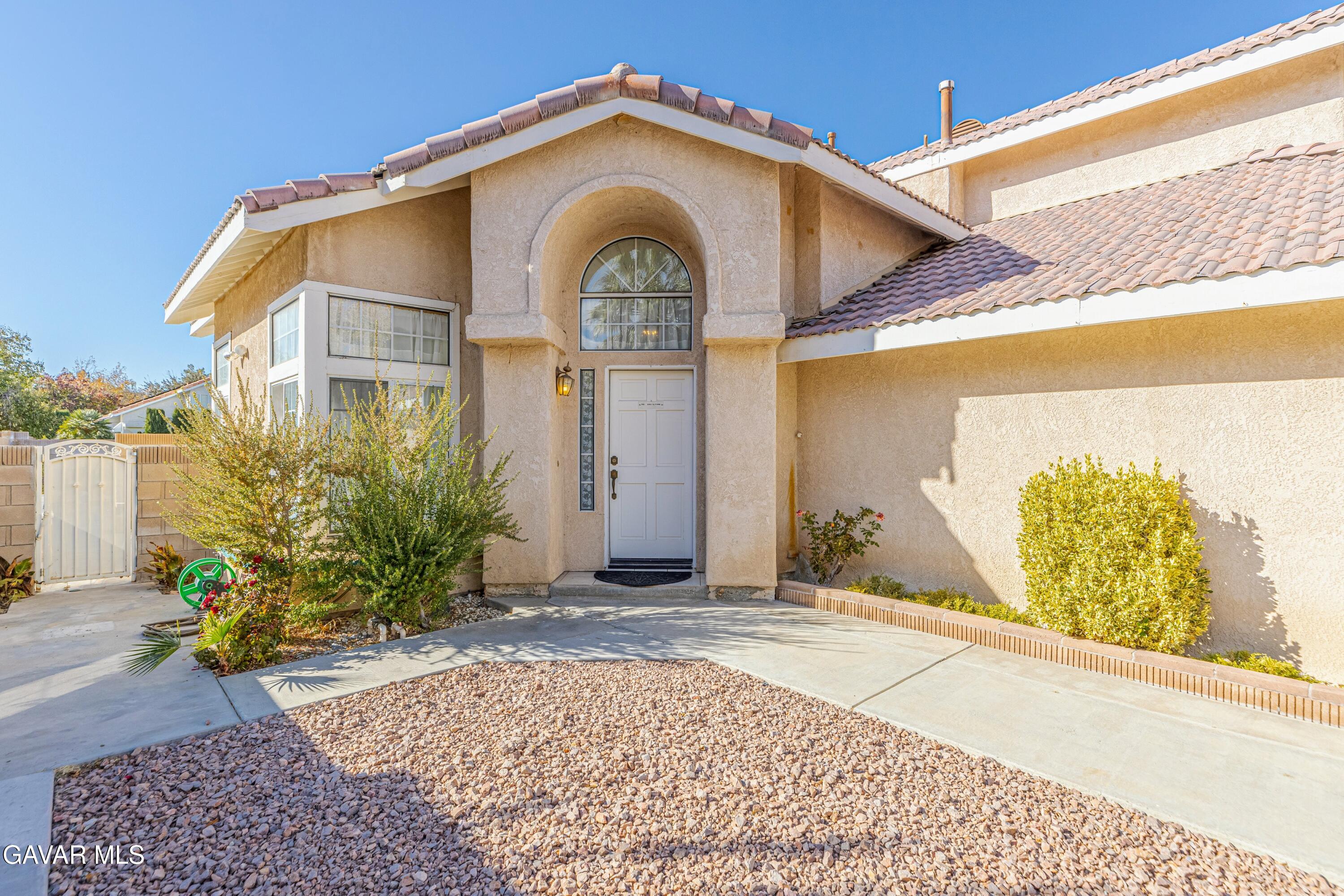 44345 Shad Street Lancaster, CA 93536 - Photo 42 of 42 Front4