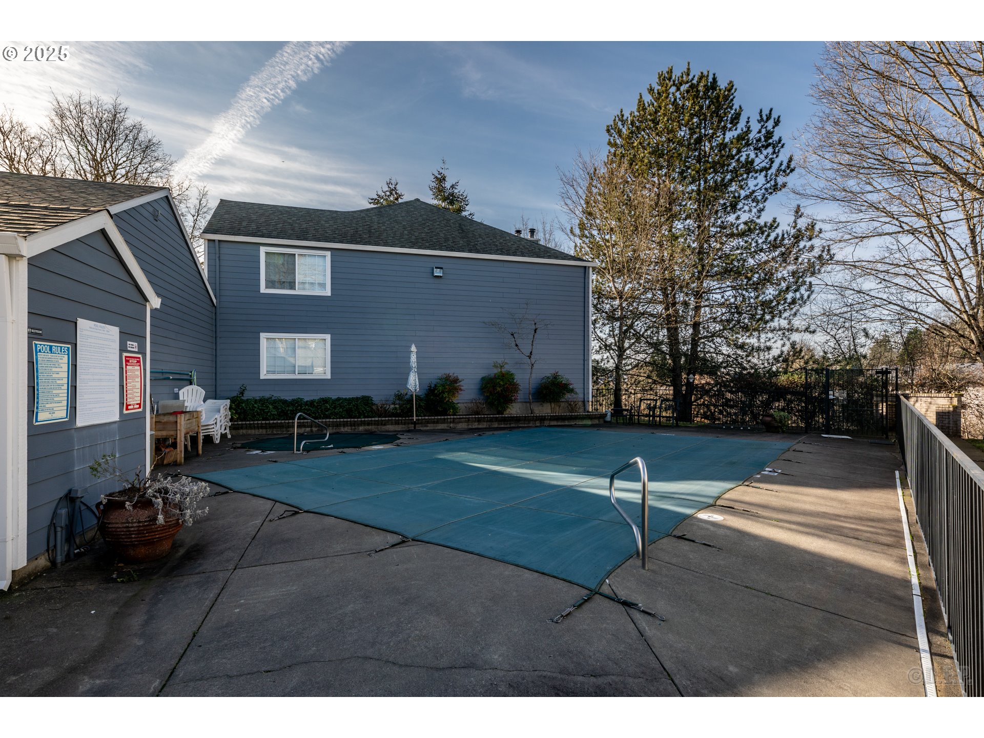 17618 Northwest Springville Road, Unit A1 Portland, OR 97229 - Photo 18 of 20 Community Pool