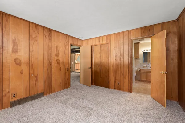 $525,000 | 219 Ottawa Drive, Troy, MI 48085