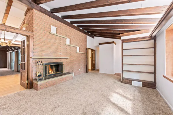 $525,000 | 219 Ottawa Drive, Troy, MI 48085