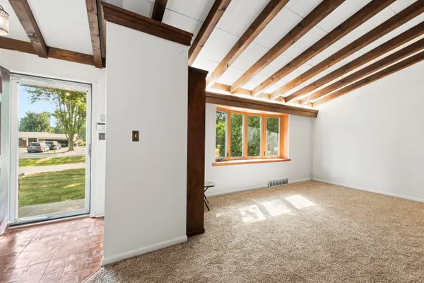 $525,000 | 219 Ottawa Drive, Troy, MI 48085