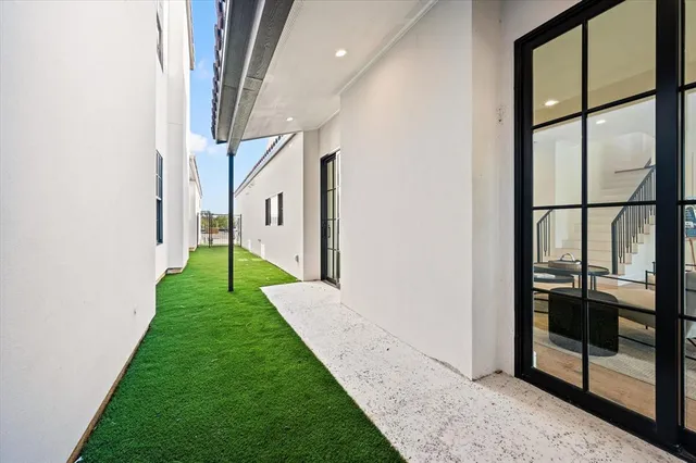 a view of an entryway