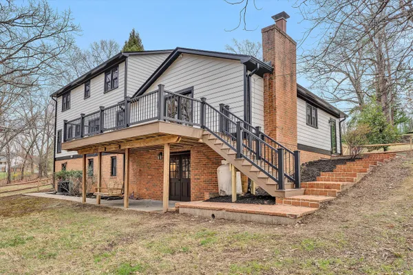 $599,000 | 2825 Fairway Forest Drive, Salem, VA 24153
