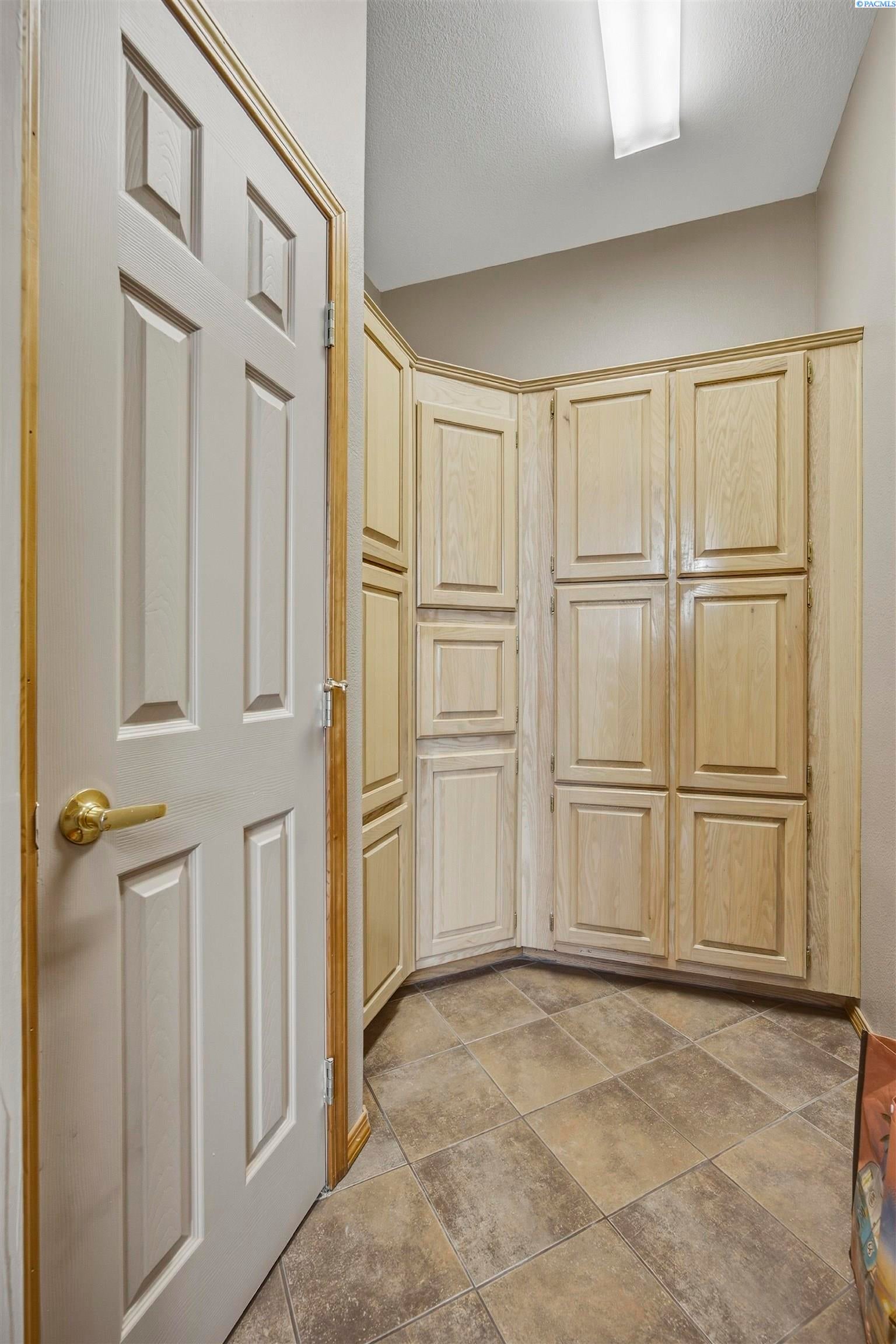 2160 Ferson Road Sunnyside, WA 98944 - Photo 14 of 50 Gallery Image 14