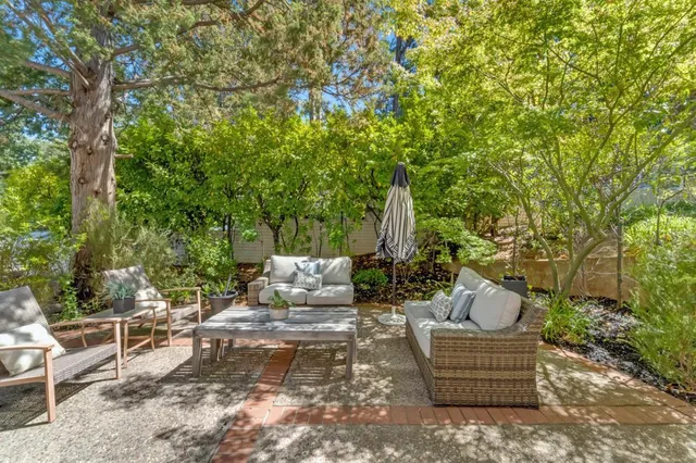 $1,460,000 | 600 Pennsylvania Avenue, Unit 22, Los Gatos, CA 95030