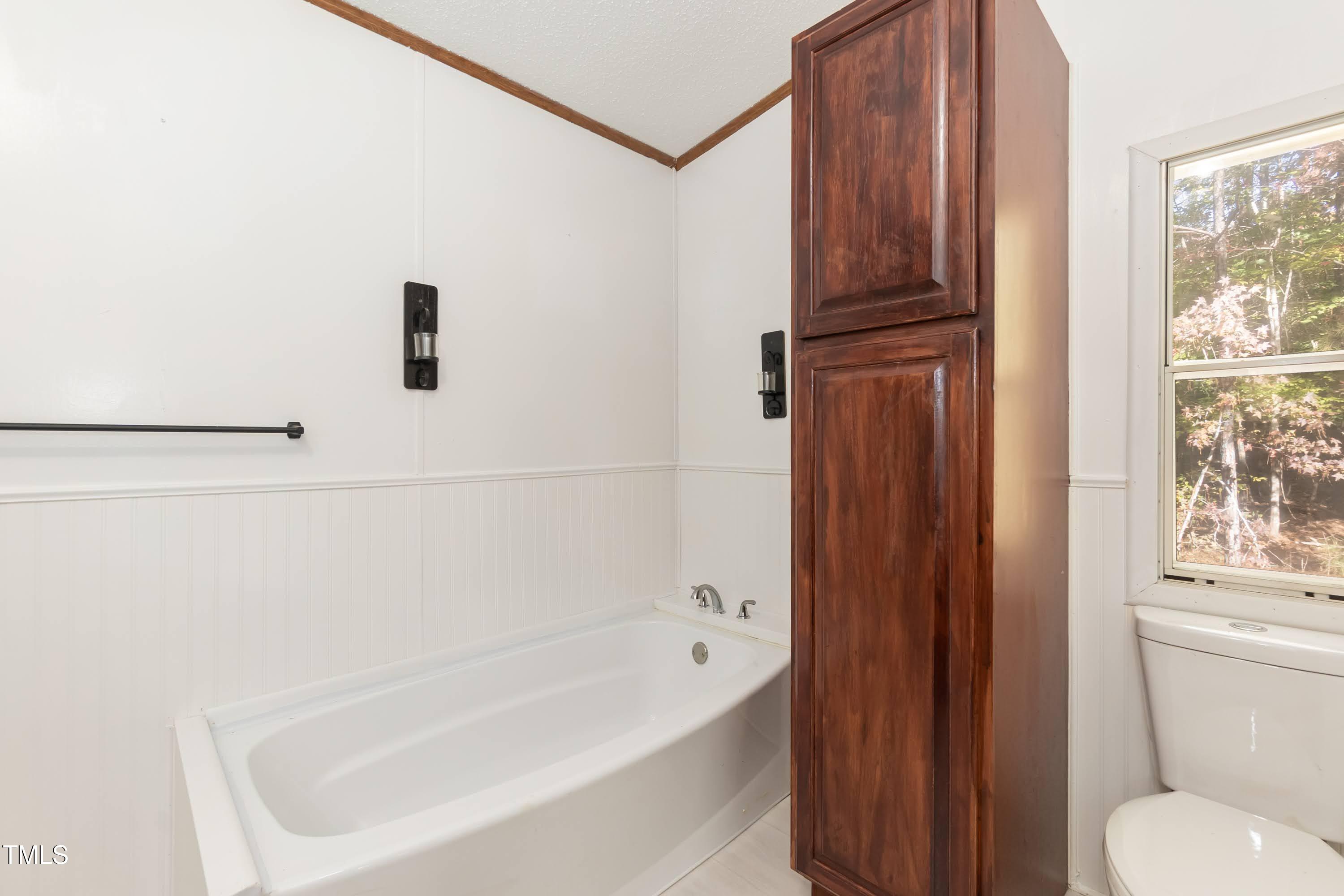7589 Sam Hall Road Oxford, NC 27565 - Photo 18 of 40 Primary Bath 02