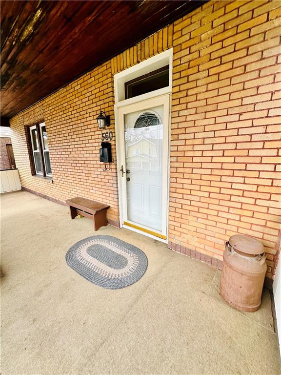 560 North Elm Street Butler, PA 16001 - Photo 3 of 22 Gallery Image 3