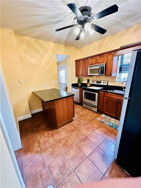 560 North Elm Street Butler, PA 16001 - Photo 10 of 22 Gallery Image 10