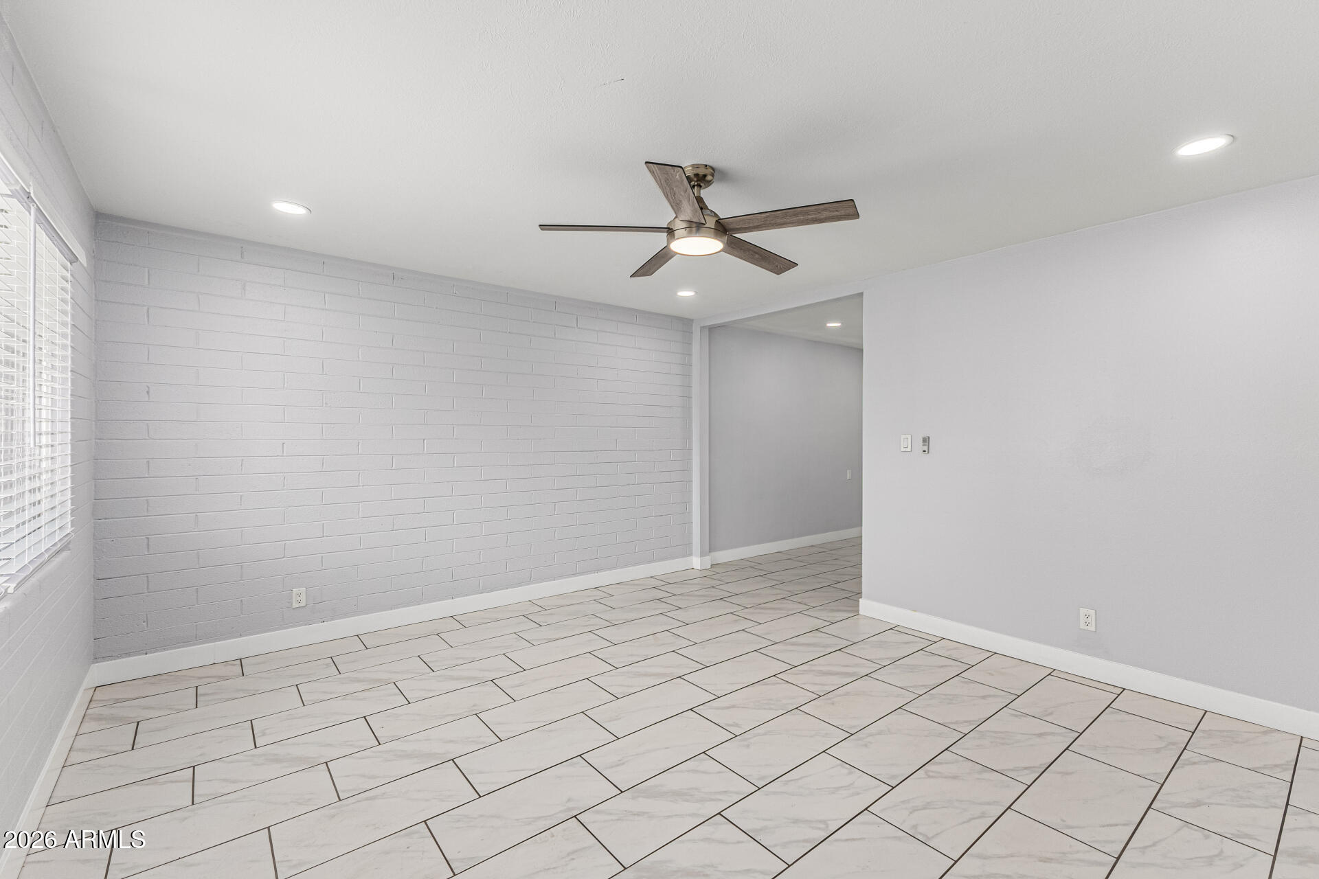 4938 West McLellan Road Glendale, AZ 85301 - Photo 5 of 28 05-McLellan