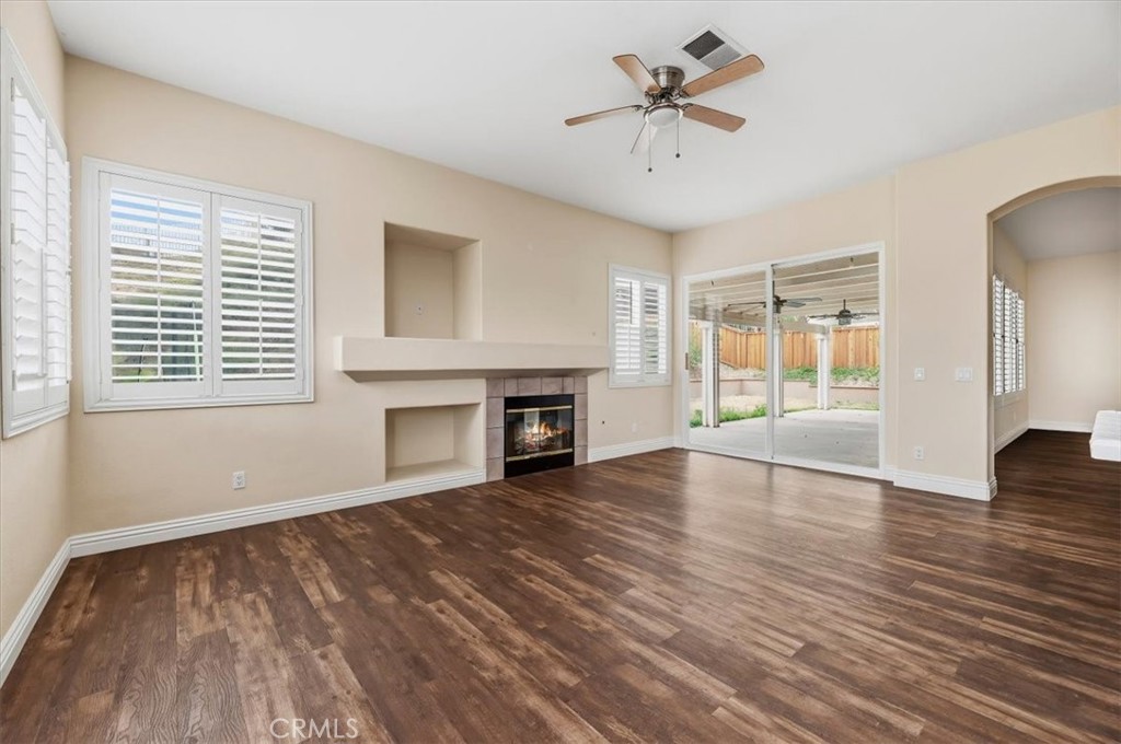 42748 Mountain Shadow Road Murrieta, CA 92562 - Photo 9 of 37