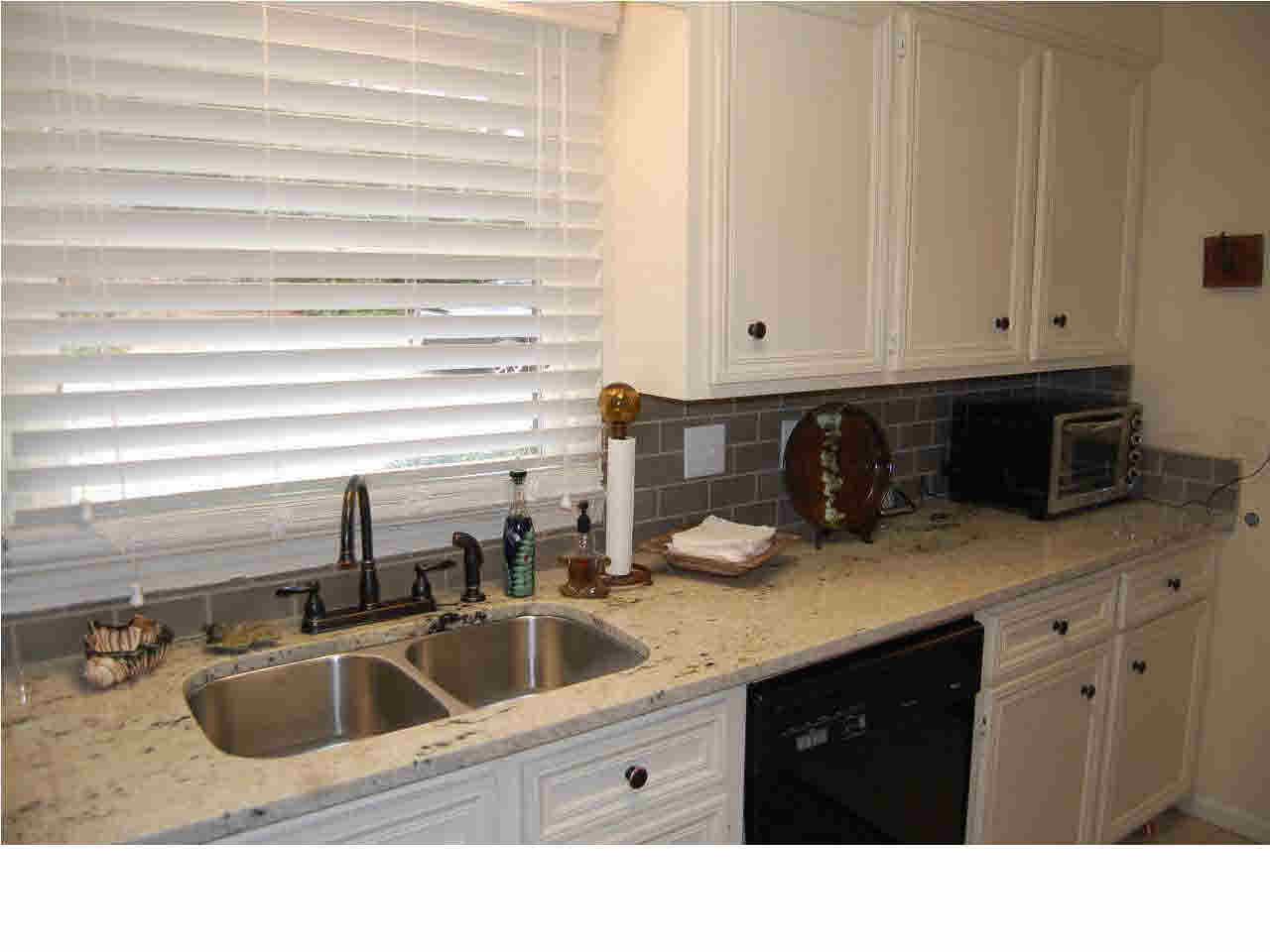 4125 Roxbury Road Jackson, MS 39211 - Photo 4 of 26 Photo 4