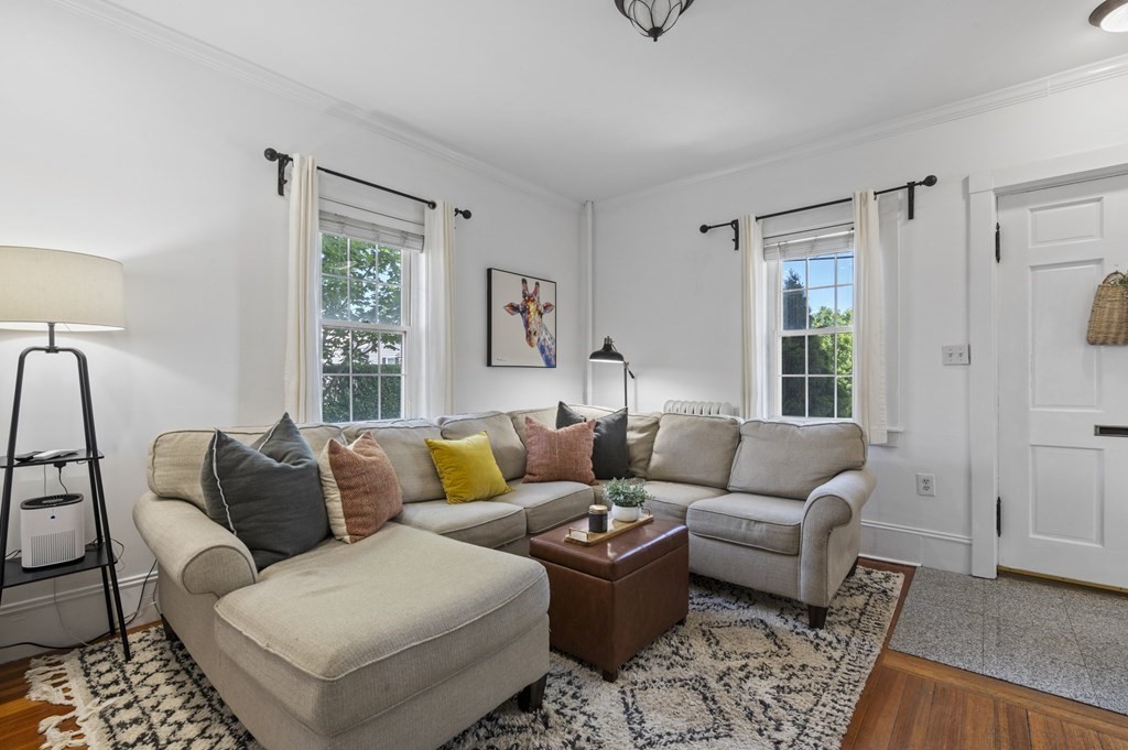 21 Lodge Road Swampscott, MA 01907 - Photo 3 of 34 Gallery Image 3