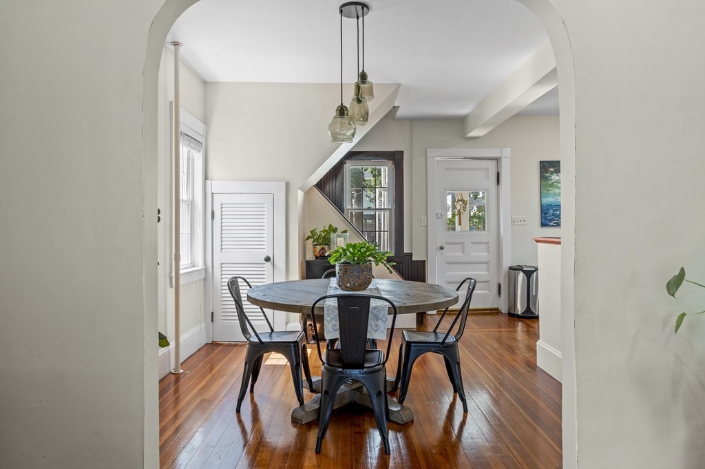 21 Lodge Road Swampscott, MA 01907 - Photo 8 of 34 Gallery Image 8