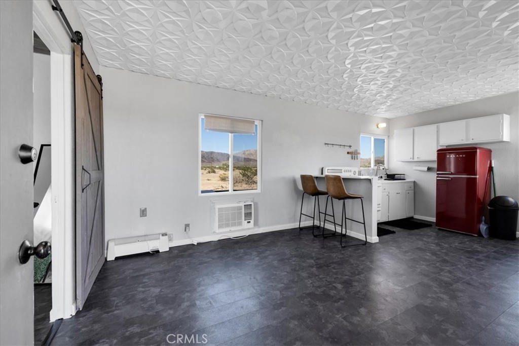 84753 Eddie Albert Road Twentynine Palms, CA 92277 - Photo 3 of 52