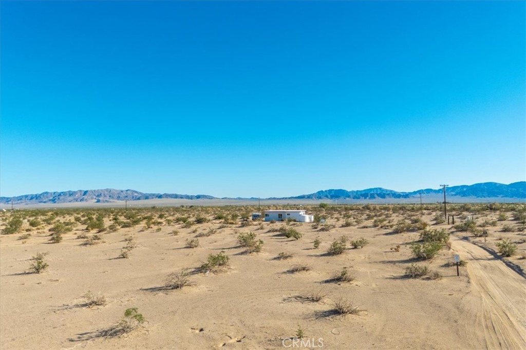 84753 Eddie Albert Road Twentynine Palms, CA 92277 - Photo 44 of 52 a view of ocean view with beach