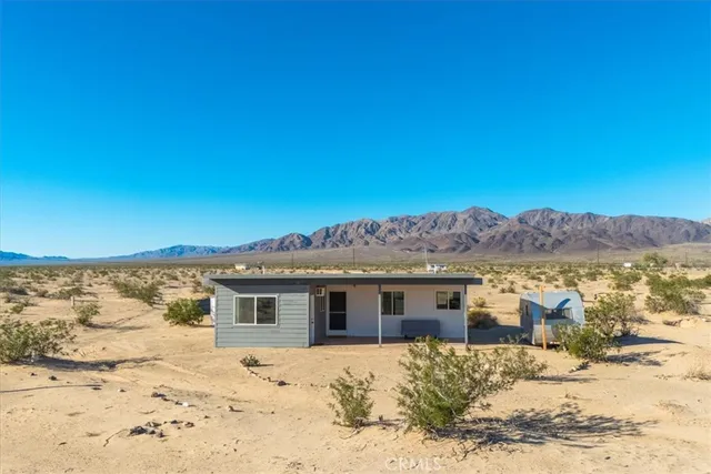 $199,000 | 84753 Eddie Albert Road, Twentynine Palms, CA 92277