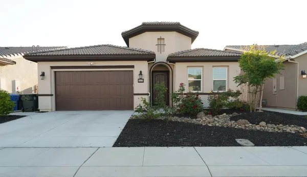 $649,990 | 2557 Orinoco Place, Manteca, CA 95337