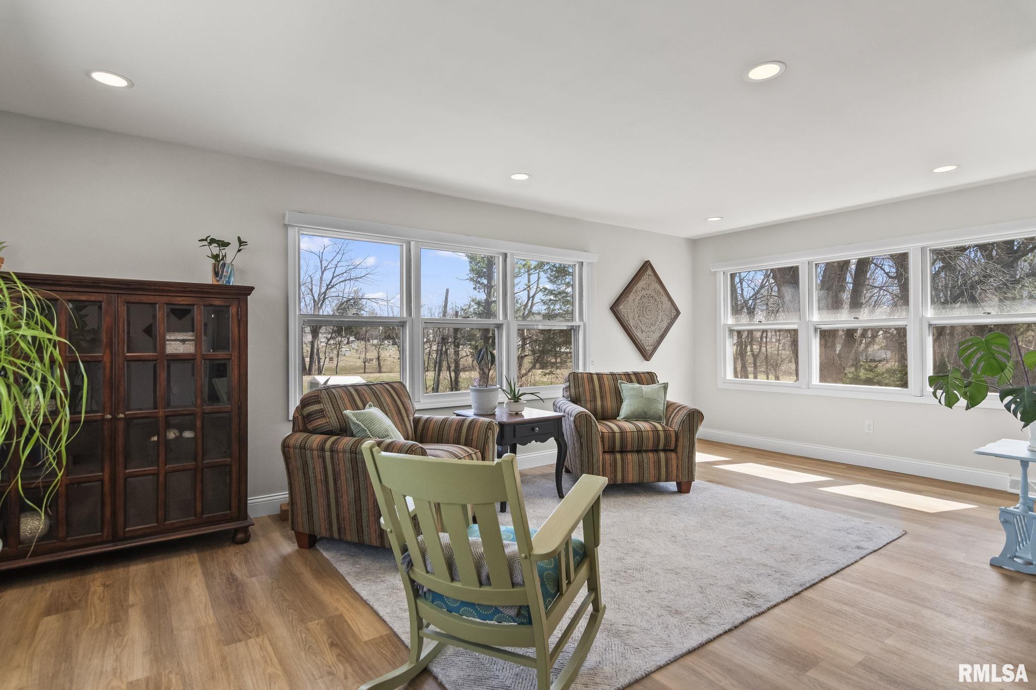 730 West Walnut Street Chatham, IL 62629 - Photo 19 of 39