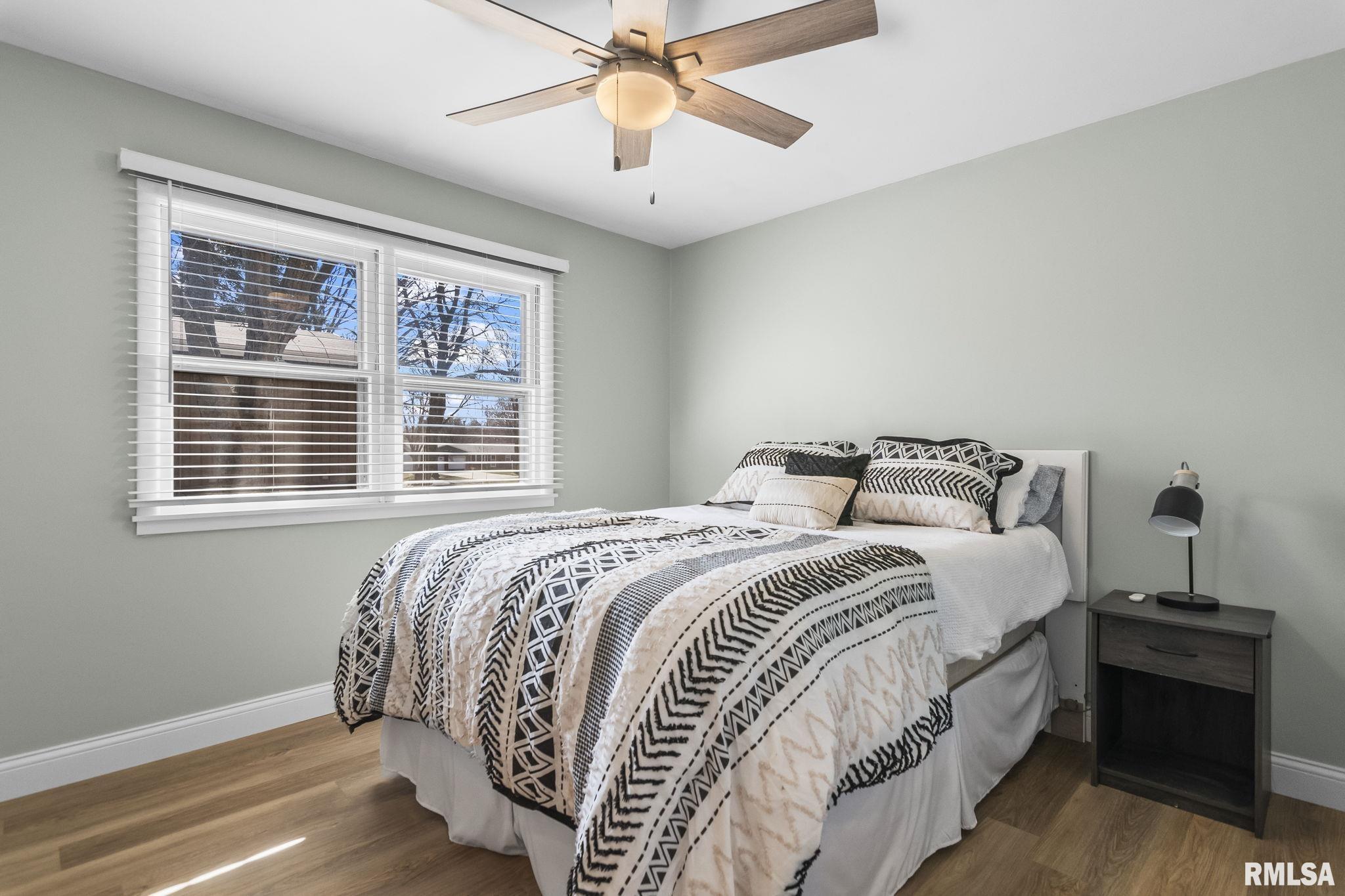 730 West Walnut Street Chatham, IL 62629 - Photo 25 of 39