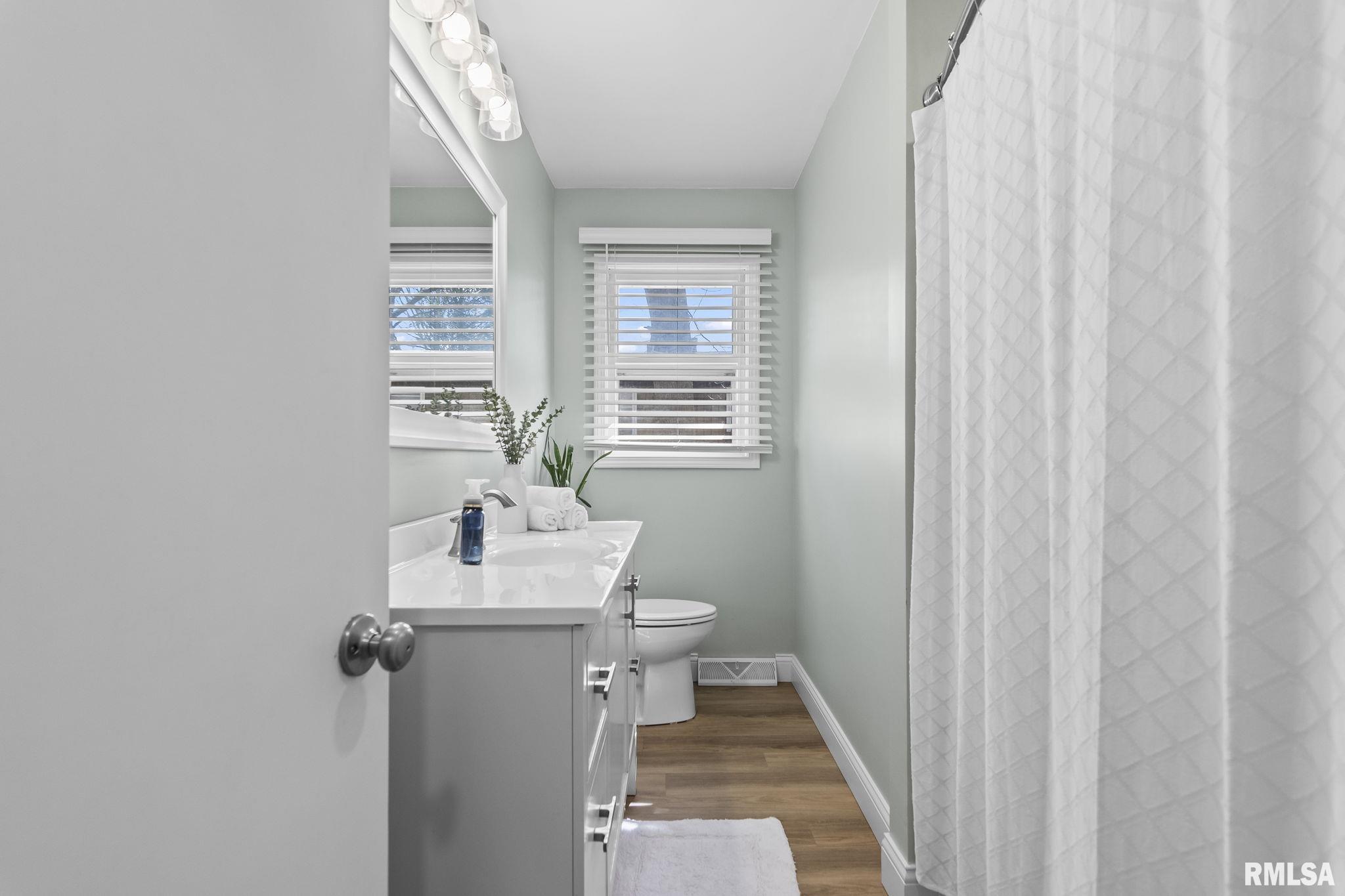 730 West Walnut Street Chatham, IL 62629 - Photo 27 of 39