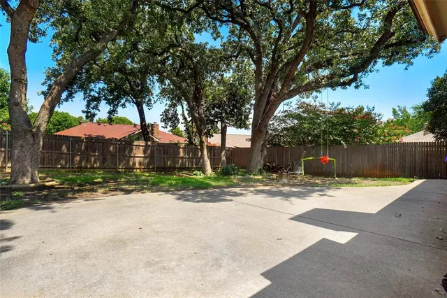 $425,000 | 1000 Forest Trail Court, Euless, TX 76039