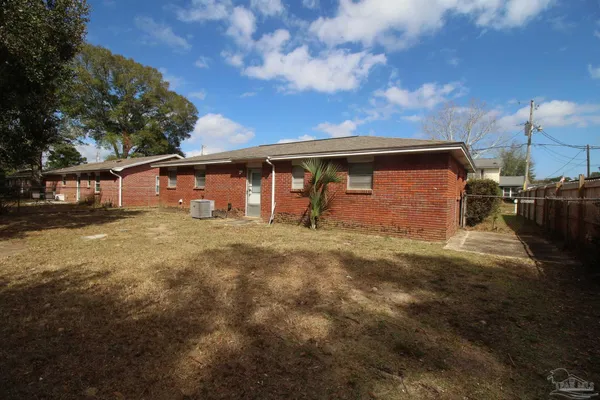 a front view of house with yard