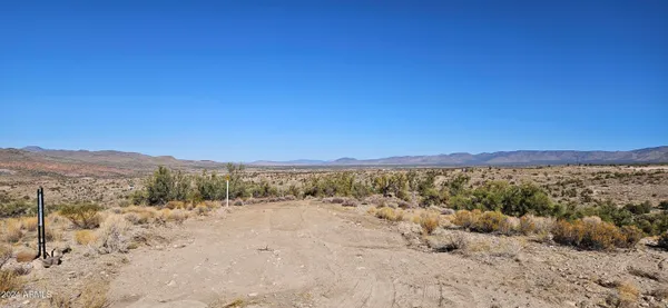 $29,850 | Xxxx East Xxxx E Pipeline Road, Kingman, AZ 86401