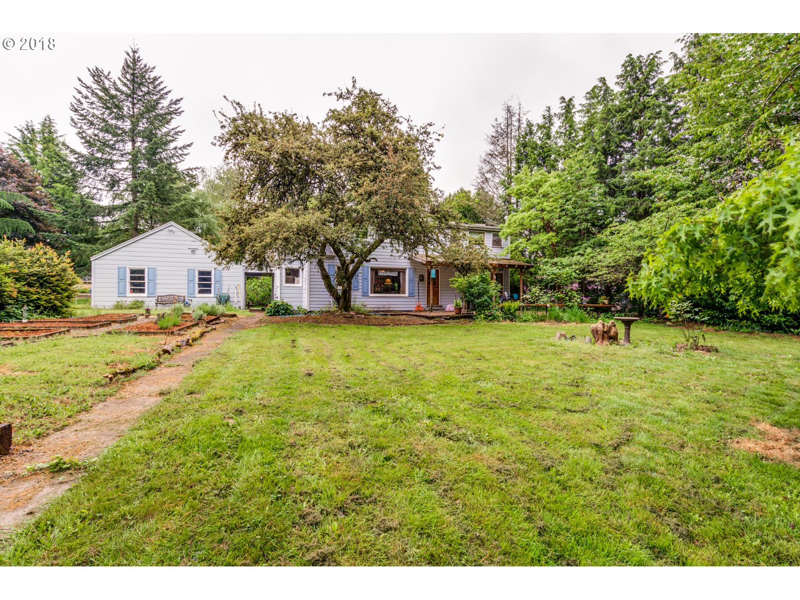 5735 Southwest Brugger Street Portland, OR 97219 - Photo 14 of 18 Backyard