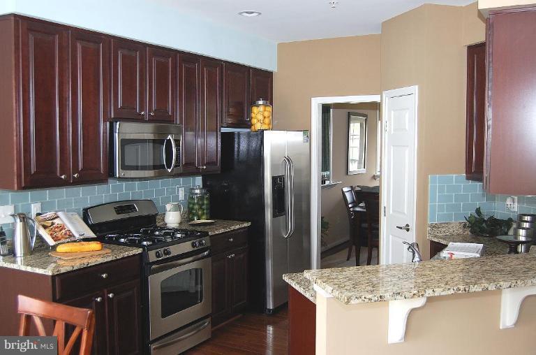 2946 Lomond Place Fallston, MD 21047 - Photo 1 of 14 Kitchen and breakfast bar