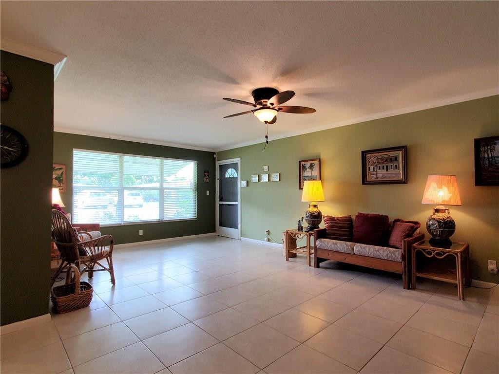 565 High Point Drive, Unit B Delray Beach, FL 33445 - Photo 23 of 33 Photo 23