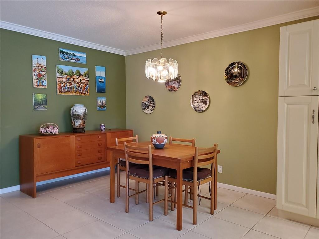 565 High Point Drive, Unit B Delray Beach, FL 33445 - Photo 6 of 33 Photo 6