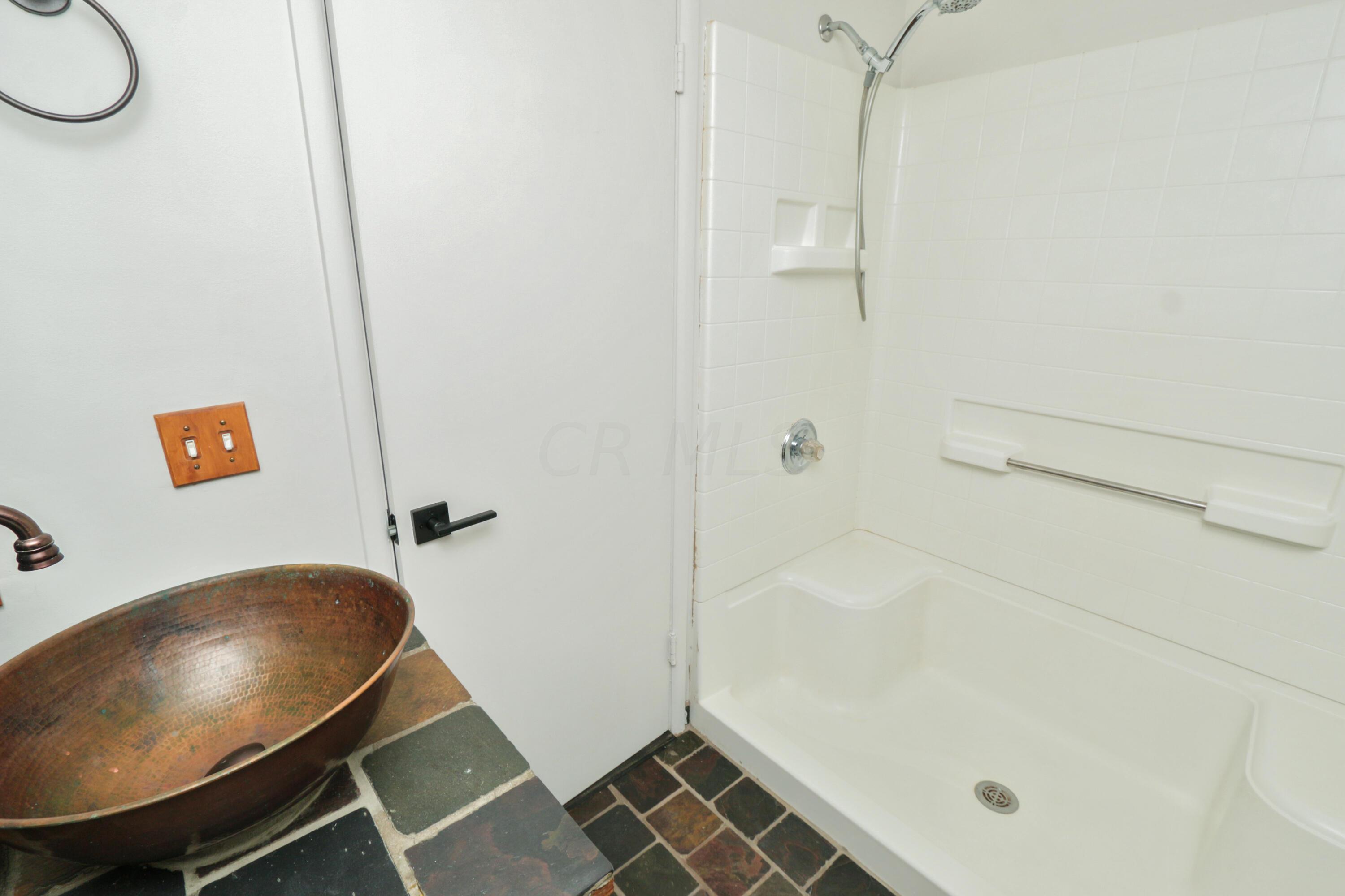 345 Topsfield Road Columbus, OH 43228 - Photo 55 of 78 345 Topsfield Rd. 64
