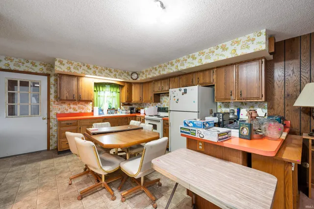 6019 County Rd West 160 South, Russiaville, IN 46979