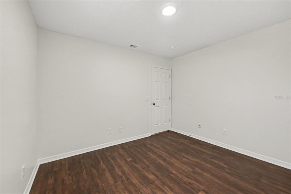956 Old Barn Road Orlando, FL 32825 - Photo 14 of 24