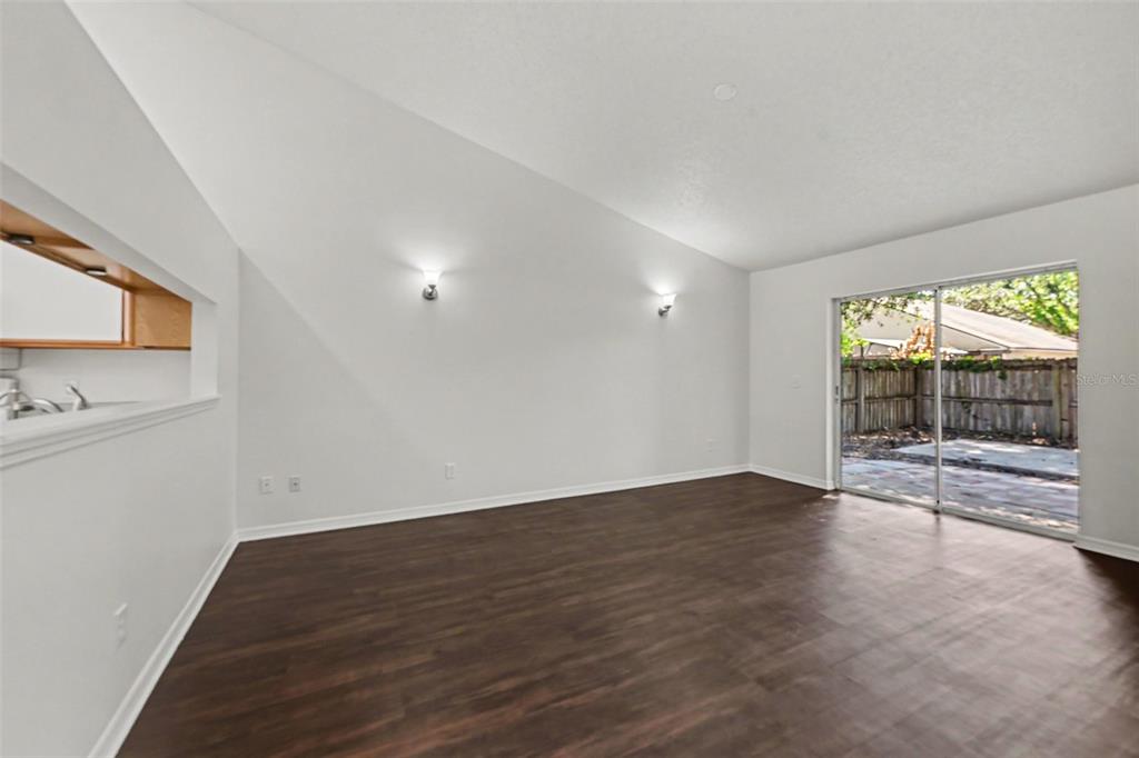 956 Old Barn Road Orlando, FL 32825 - Photo 7 of 24