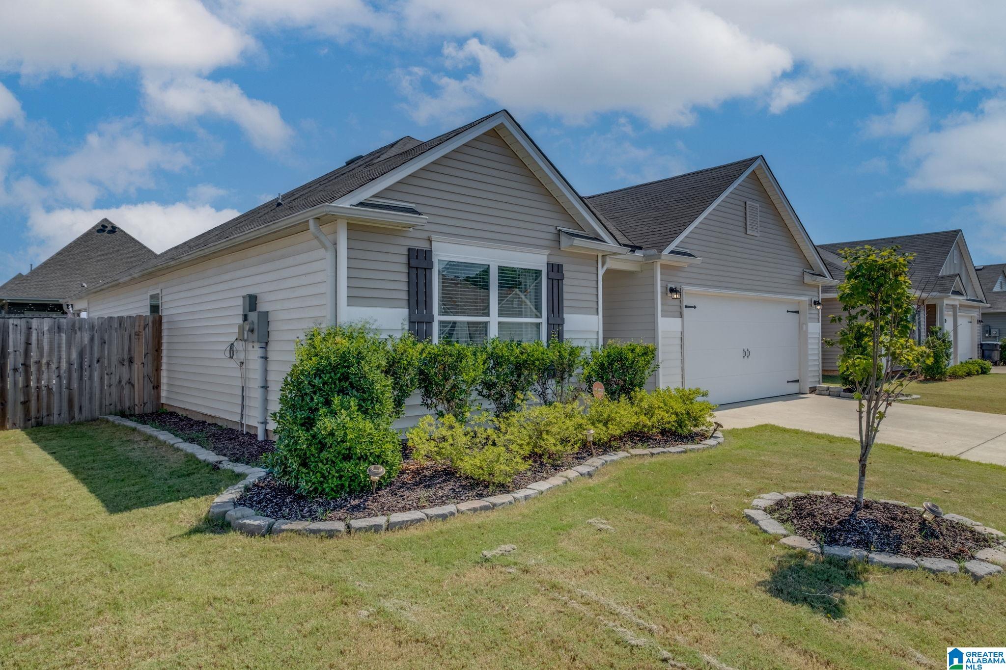 213 Leonards Court Calera, AL 35040 - Photo 35 of 38