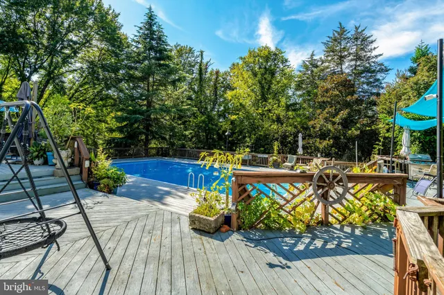 $550,000 | 7184 Rebel Drive, Warrenton, VA 20187