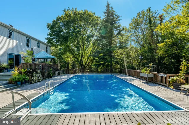 $550,000 | 7184 Rebel Drive, Warrenton, VA 20187