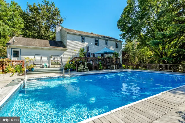 $550,000 | 7184 Rebel Drive, Warrenton, VA 20187