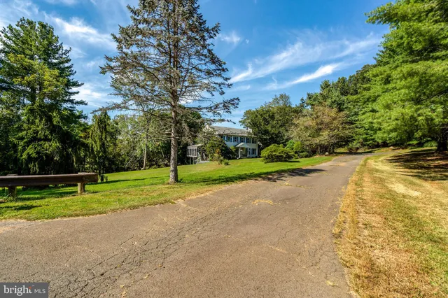 $550,000 | 7184 Rebel Drive, Warrenton, VA 20187