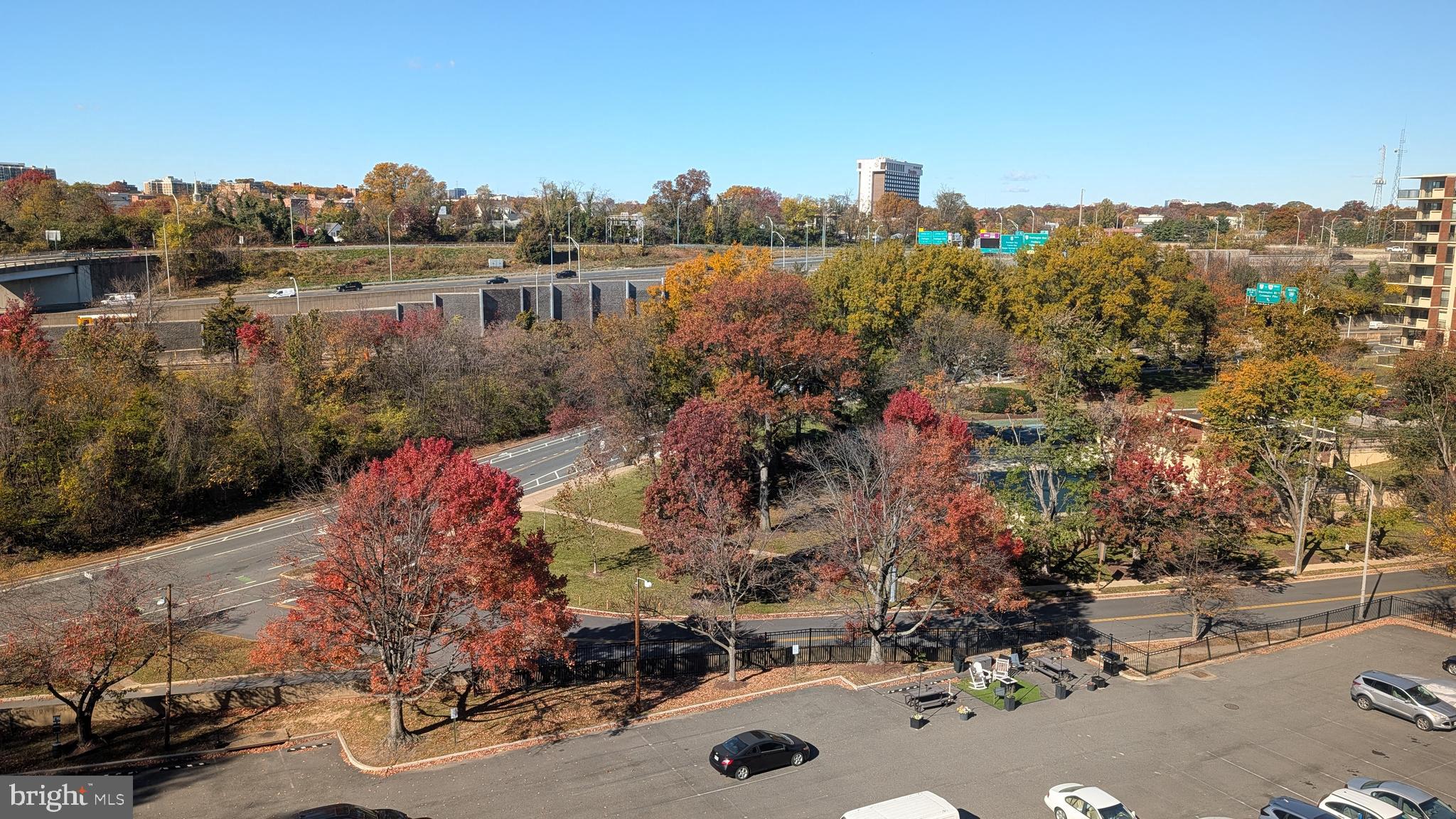 1300 South Arlington Ridge Road, Unit 702 Arlington, VA 22202 - Photo 31 of 49
