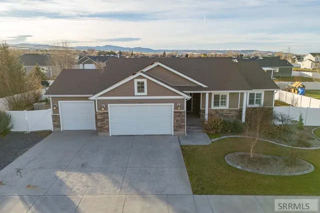 $535,000 | 3876 Tawzer Way, Ammon, ID 83406