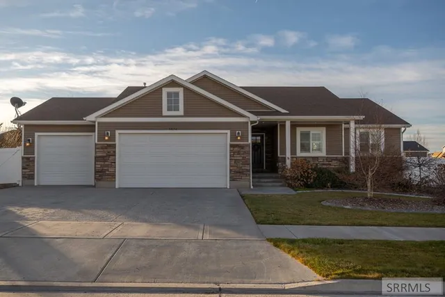 $535,000 | 3876 Tawzer Way, Ammon, ID 83406