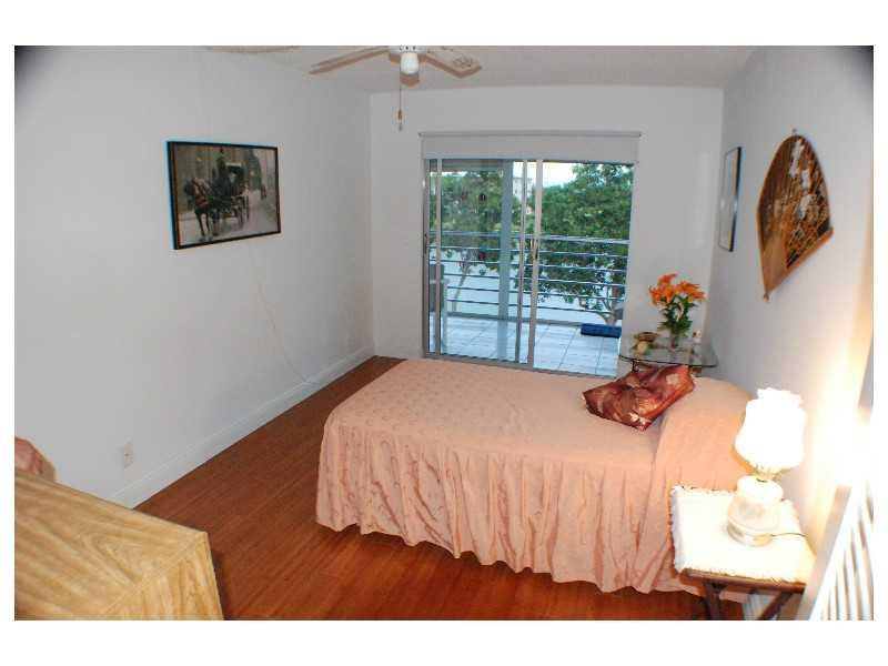 3014 Exeter, Unit 3014 Boca Raton, FL 33434 - Photo 24 of 32 Exterior Front
