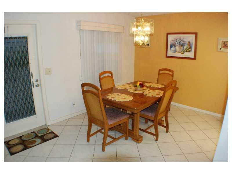 3014 Exeter, Unit 3014 Boca Raton, FL 33434 - Photo 30 of 32 Exterior Front