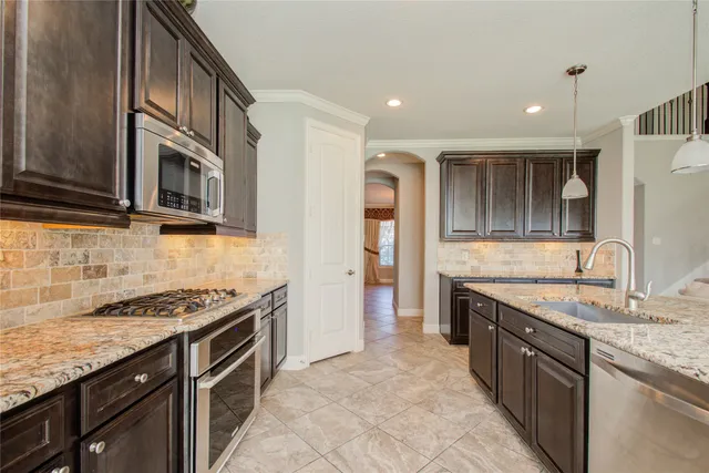 $3,000 | 13123 Hazelwood Hollow Drive, Tomball, TX 77377