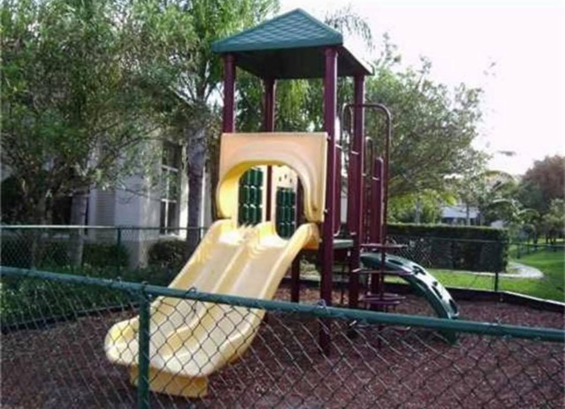 3726 Oleander Terrace Riviera Beach, FL 33404 - Photo 15 of 16 3726Oleander_Playground