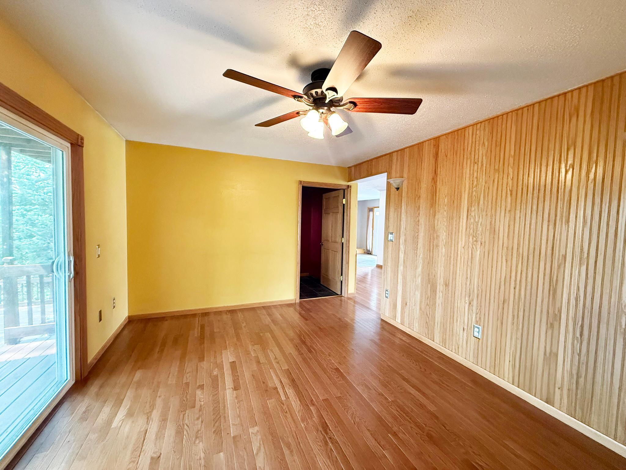 911 Radcliffe Avenue Altoona, WI 54720 - Photo 11 of 43