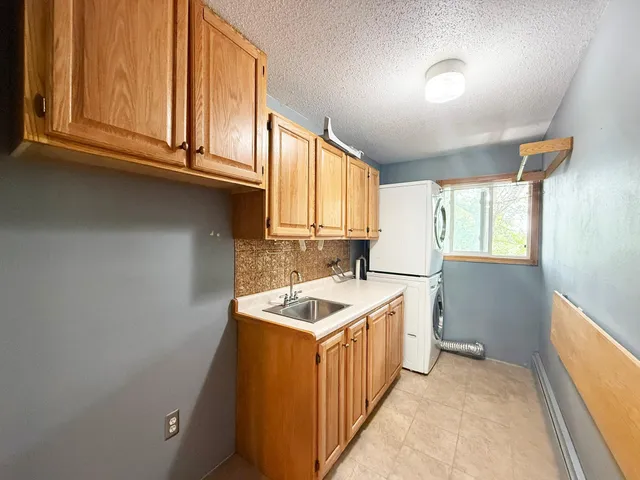 $354,900 | 911 Radcliffe Avenue, Altoona, WI 54720