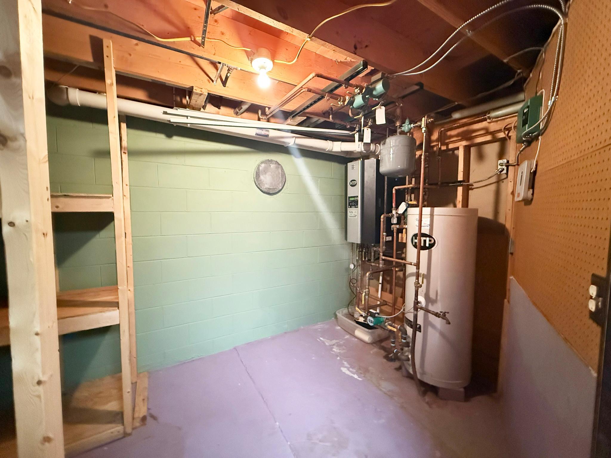 911 Radcliffe Avenue Altoona, WI 54720 - Photo 25 of 43